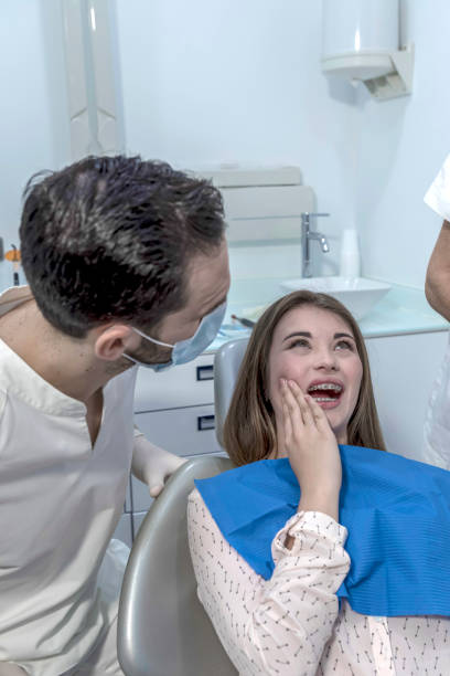 Best Emergency Broken Tooth Repair in Mount Morris, MI